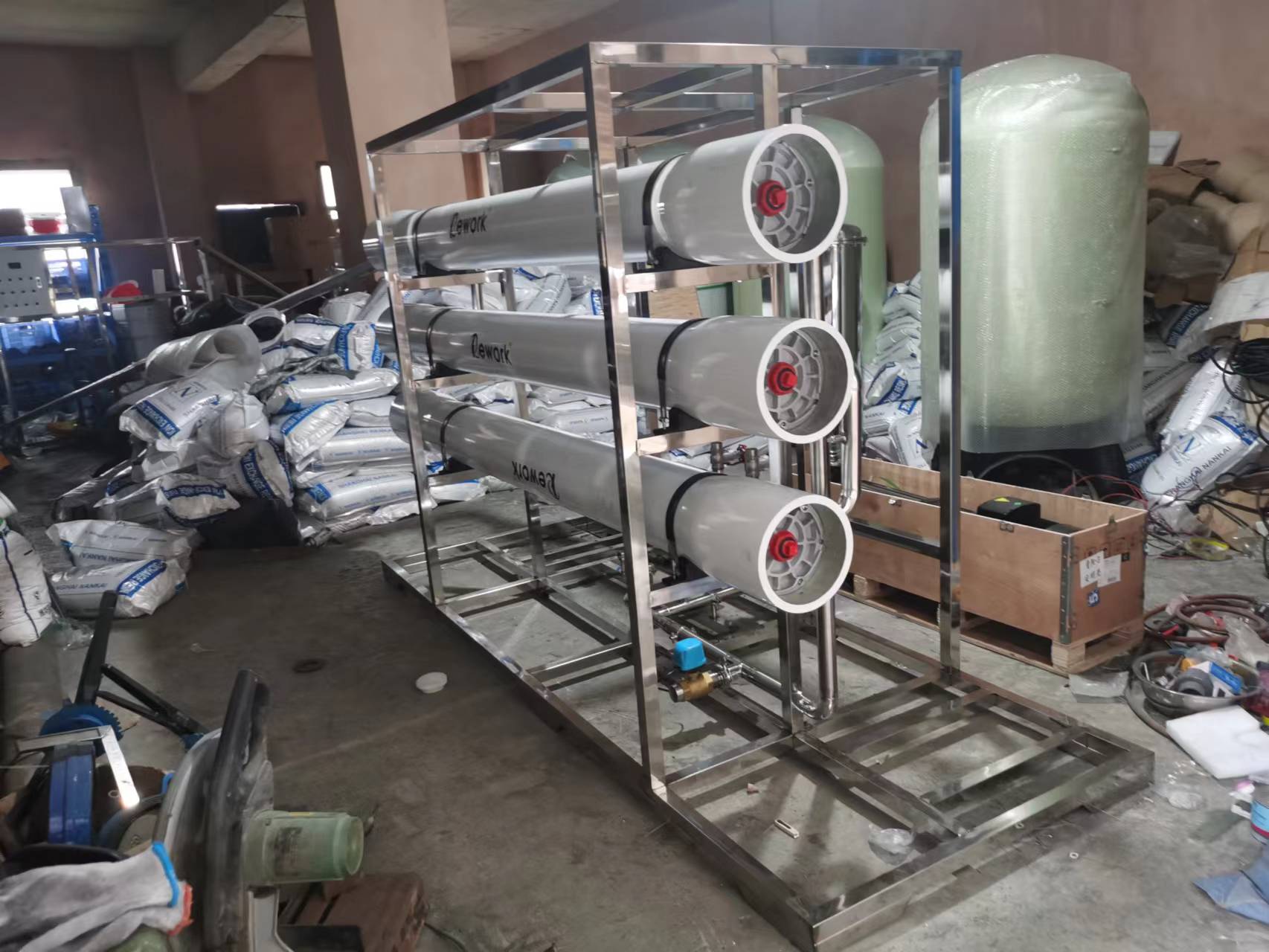 貴陽純水酒廠凈水設備，6噸反滲透設備